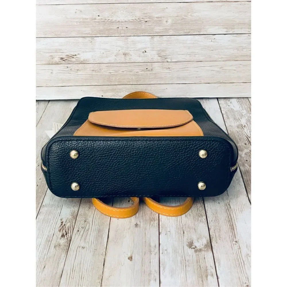 NWT DIVINA FIRENZE Black Tan Pebbled Italian Leather Convertible Backpack Bag